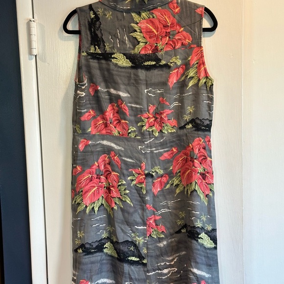 Tommy Bahama Gray and Red Floral Midi Dress - Picture 9 of 9
